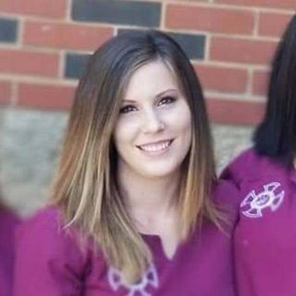 Meet your Posher, Beth - Picture 1 of 1